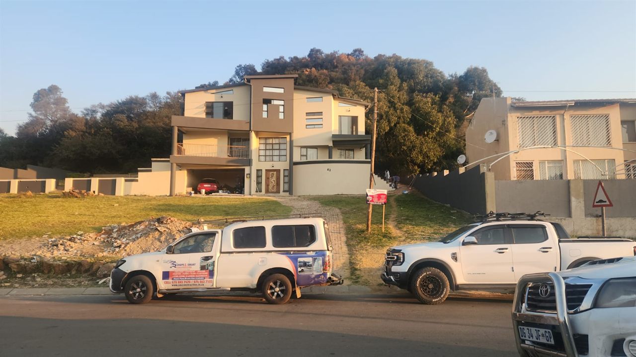 Custom double-storey home build